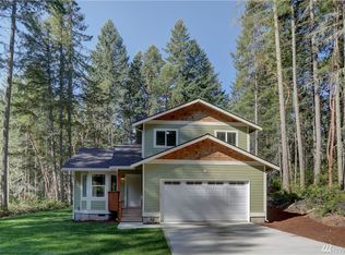 10514 Olympic Pl, Anderson Island, WA 98303