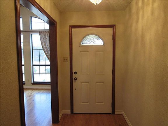 3rd image of 1007 Chasemore Dr