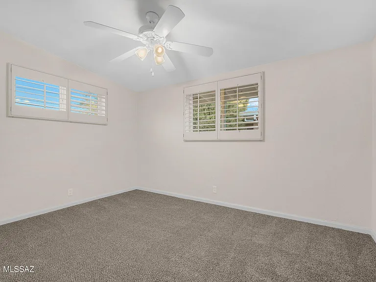 5819 E Rosewood St — Photo 11