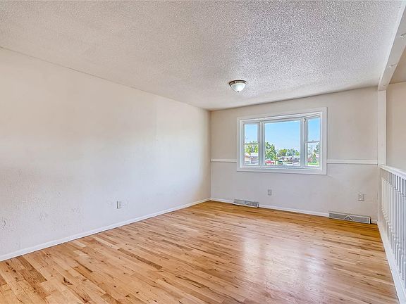 4th image of 3181 W 93rd Ave
