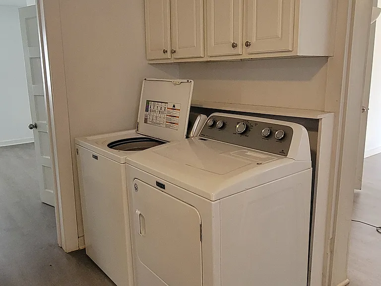 185 Earnest Byner St — Photo 7