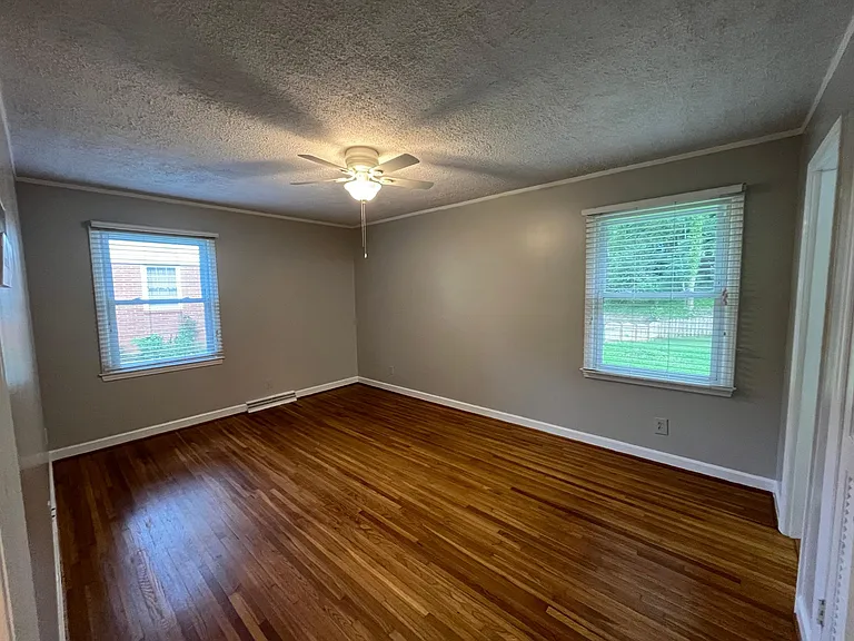 3920 Chandworth Rd — Photo 18