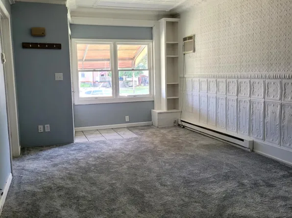 512 Madison St #1, Pt Clinton, OH 43452