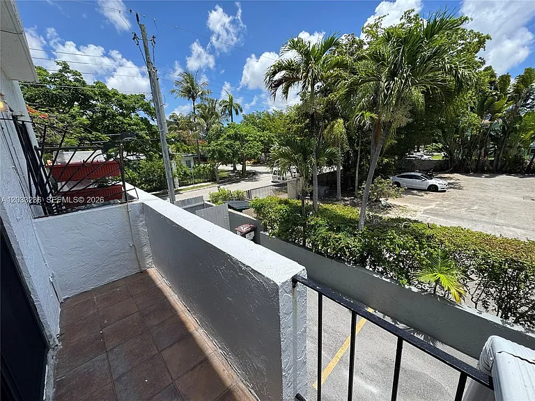 3011 SW 1st Ave #6 — Photo 12