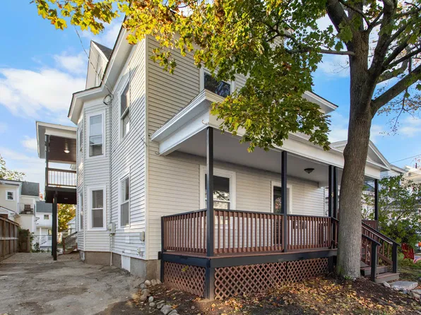 6 Ray Street, Manchester, NH 03104