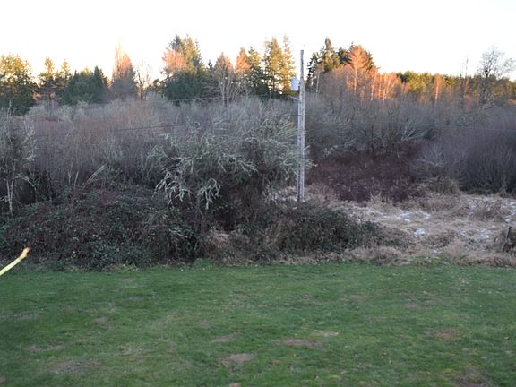 4th image of 2109 12th Ave NE