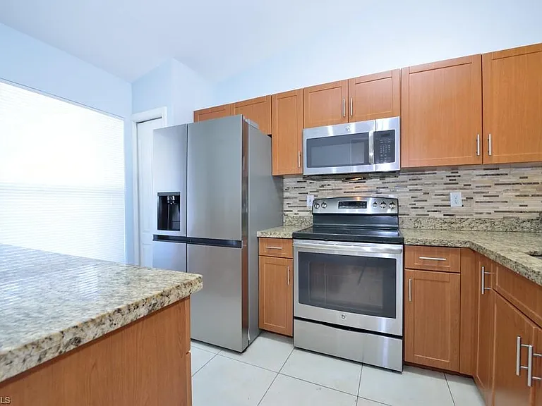 1042 Mainsail Dr #823 — Photo 6