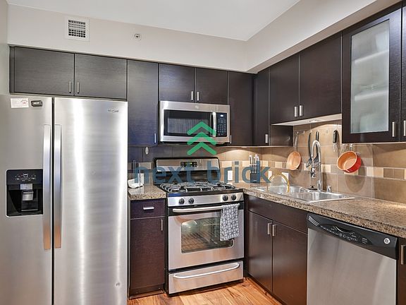 5th image of 819 Virginia St Unit 2008