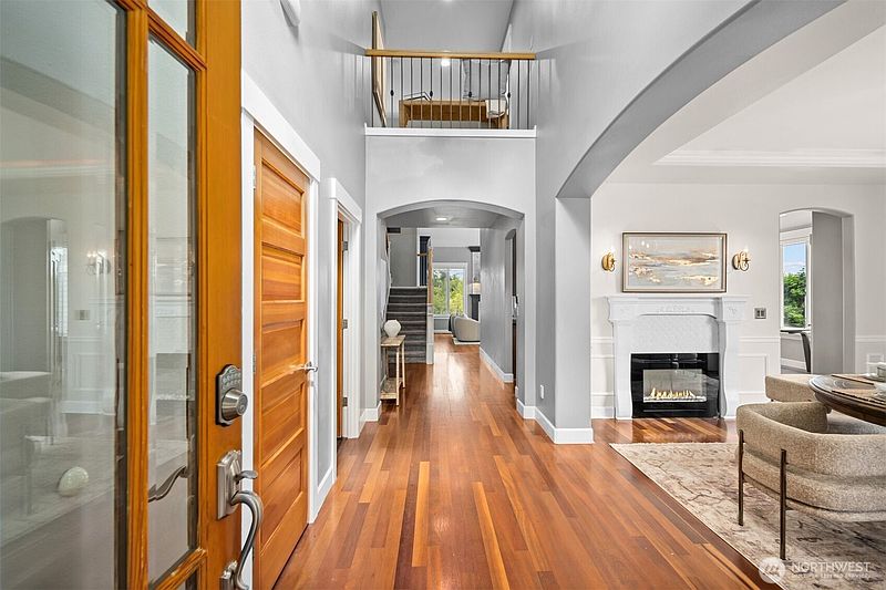 2nd image of 2915 219th Avenue E