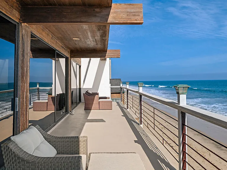 24638 Malibu Rd — Photo 19