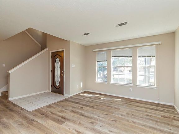 3rd image of 18622 S Lyford Dr
