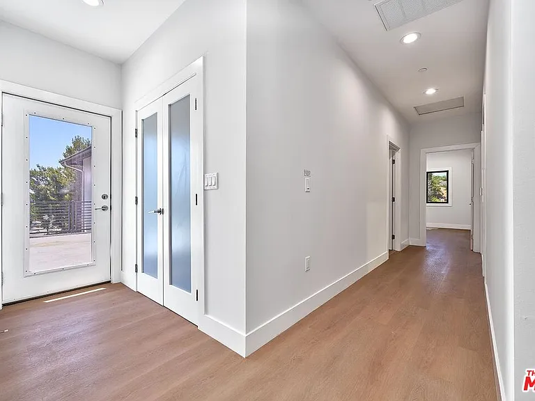 102 Marion Blvd — Photo 26