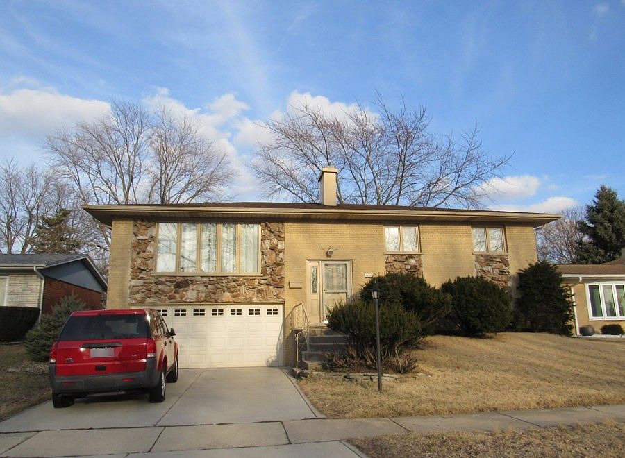 1st image of 15125 Willow Ln
