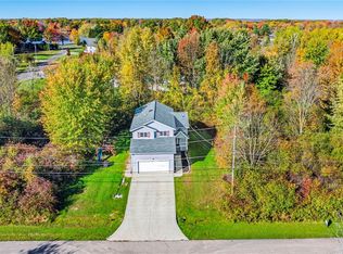 2486 Trellis Pl, Rock Creek, OH 44084