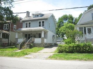122 Corlies Ave, Poughkeepsie, NY 12601