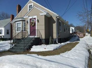 45 Chestnut Hill Ave, Cranston, RI 02920