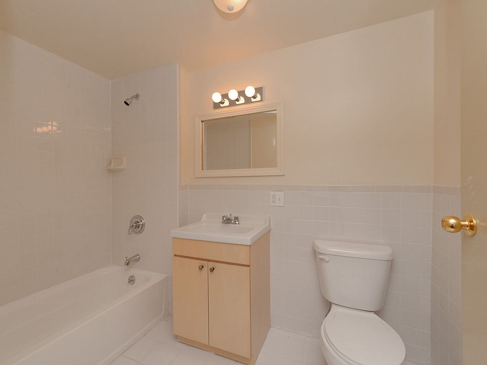 1st image of 12 Forest Ave #203
