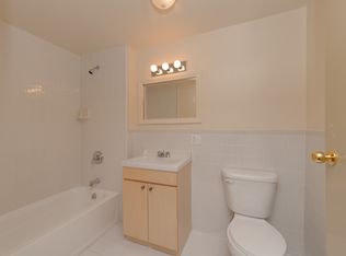 12 Forest Ave #203, Valley Stream, NY 11581