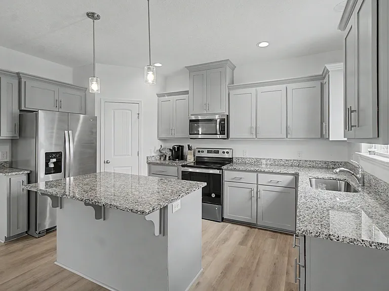 76 Saint Johns Ct — Photo 7