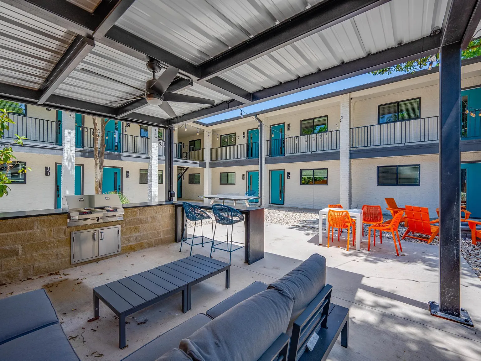The Delta Apartments — Photo 1
