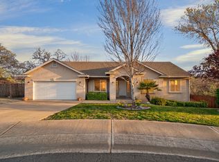1050 Hillsdale Ct, Redding, CA