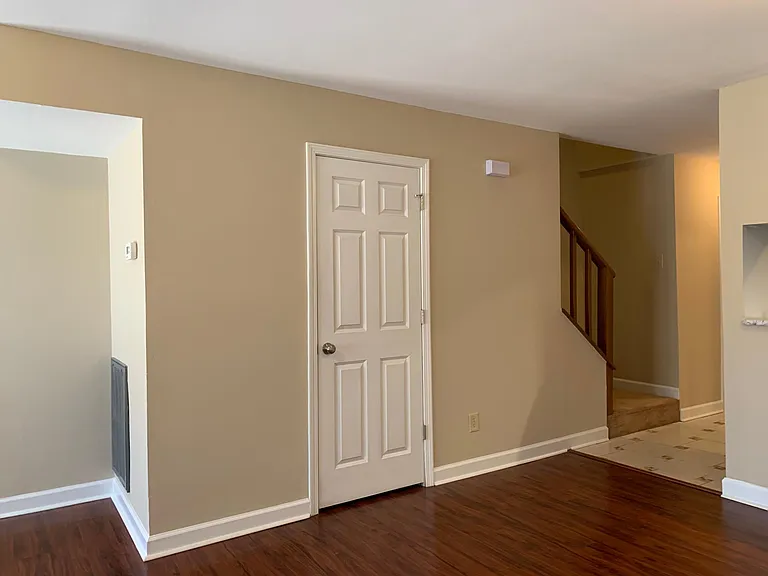 12 Durbin Pl — Photo 8