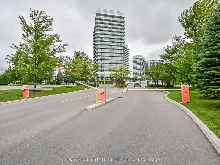 4900 Glen Erin Dr #1611 — Photo 38