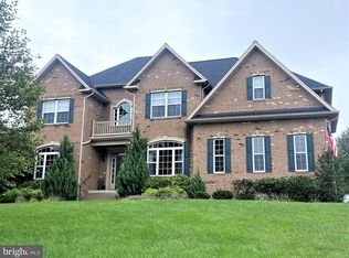 710 Lazy Creek Ln, Huntingtown, MD 20639
