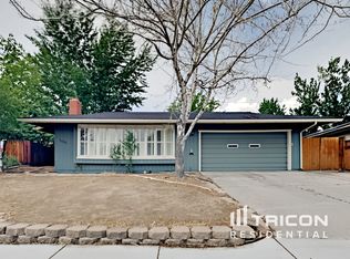 1045 Crown Dr, Reno, NV 89503