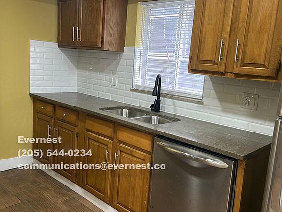 3rd image of 1006 E 15th Ave #A