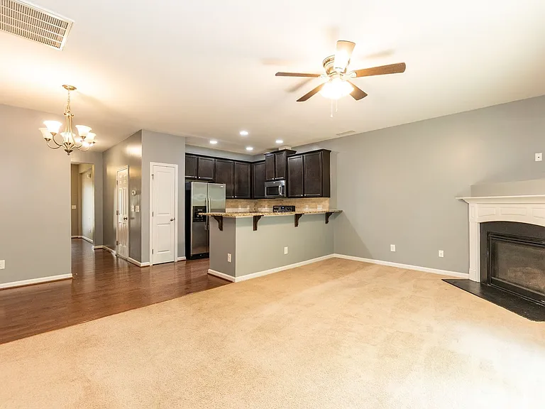 1634 Holly Grove Way — Photo 13