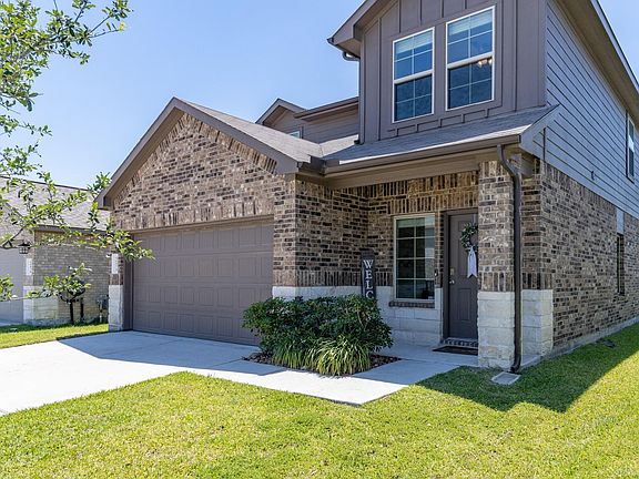 3rd image of 16974 Rich Pines Dr