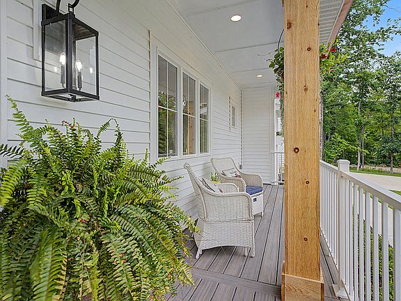 5th image of 17463 N Suwanee Trl