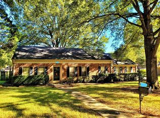 2258 Pike Wood Dr, Germantown, TN 38138