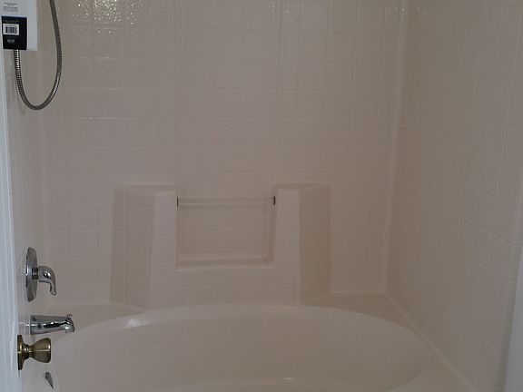 4th image of 5869 Dandelion Ln