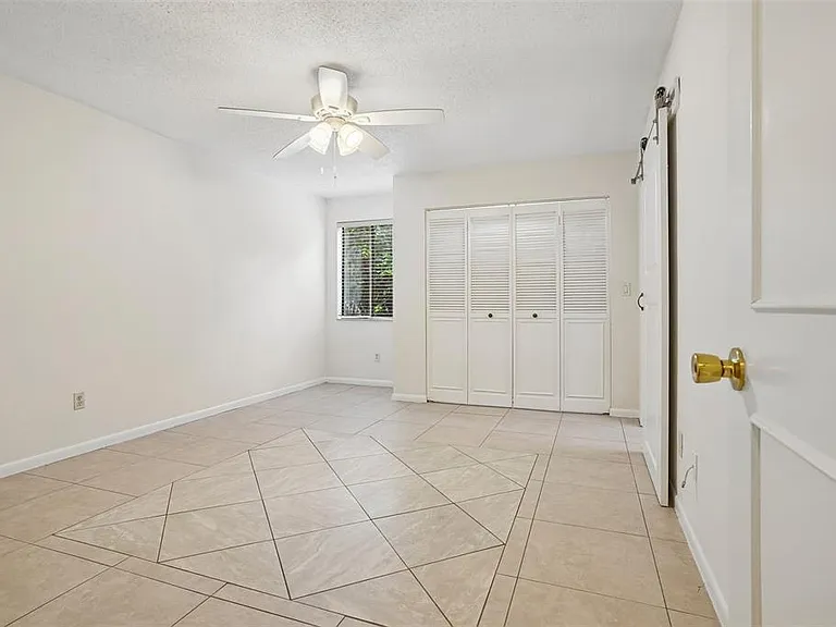 325 Timberline Trl — Photo 25