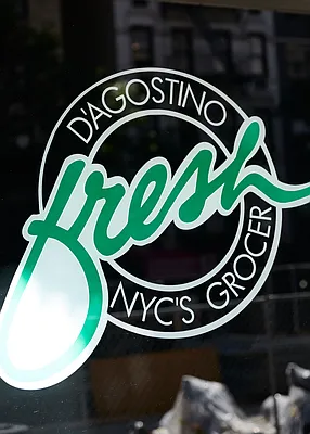 Rented by R New York | media 27