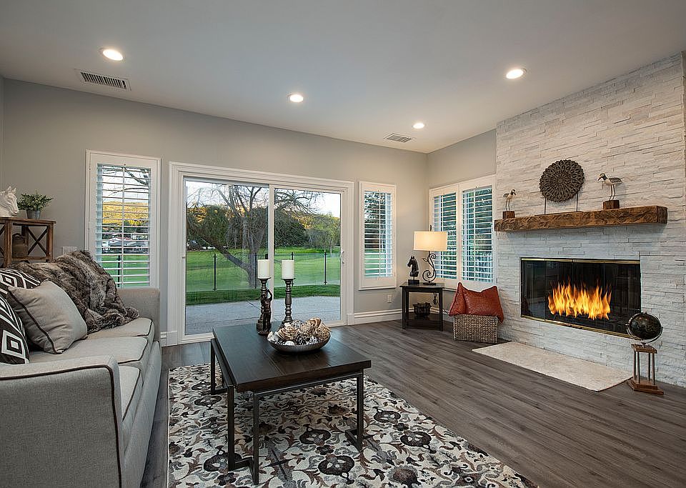1st image of 24007 Vista Vicente Ct