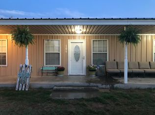 506 E 11th St, Mccamey, TX 79752