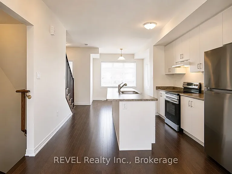 11 Lilac Ln — Photo 6