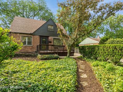 1417 College Ave, Wheaton, IL, 60187