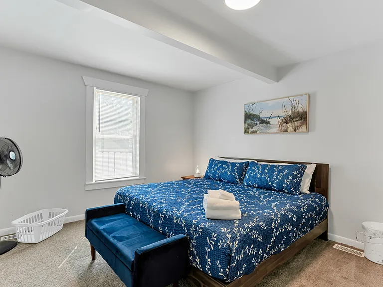 1133 E Leicester Ave — Photo 17