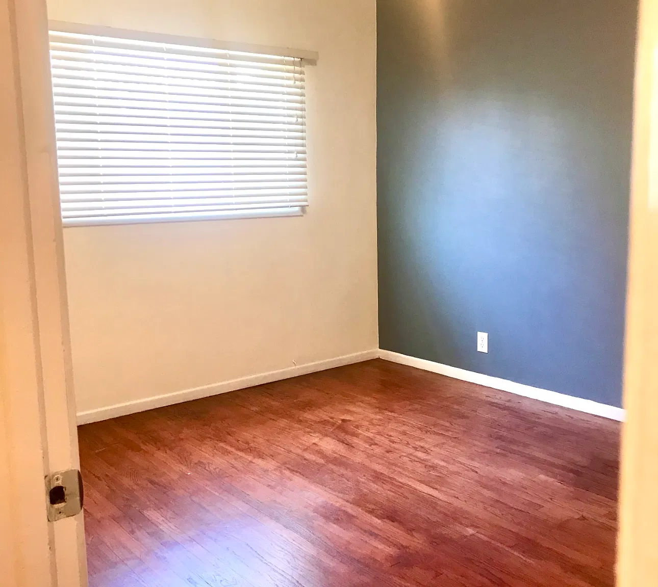 4 bed, 1218 sqft, $1,000 — Photo 2