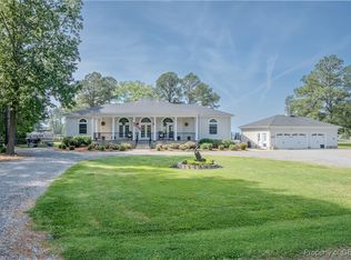 207 Hansford Cir, Port Haywood, VA 23138