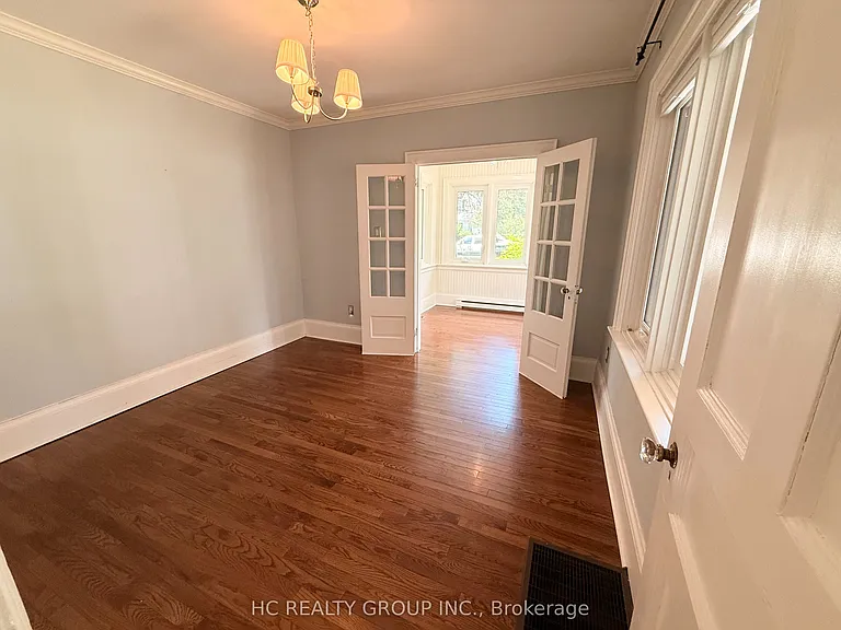 398 Maple Ave — Photo 13