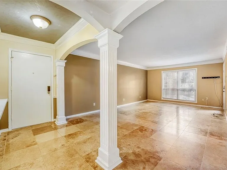 6851 Roswell Rd #M13 — Photo 11