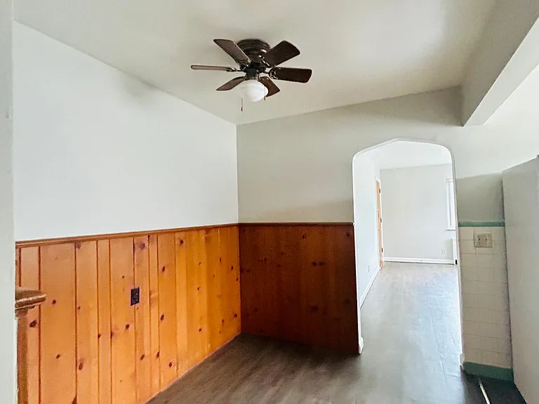3047 Boudinot Ave — Photo 12