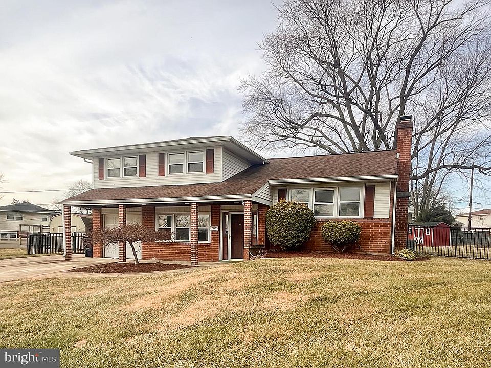 1st image of 11 Fountain Ct