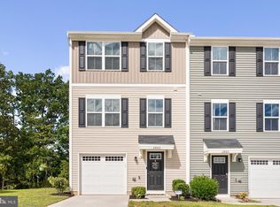 2862 Farzi Cir, Locust Grove, VA 22508