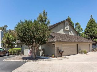 2047 Meadow View Ln, Costa Mesa, CA 92627